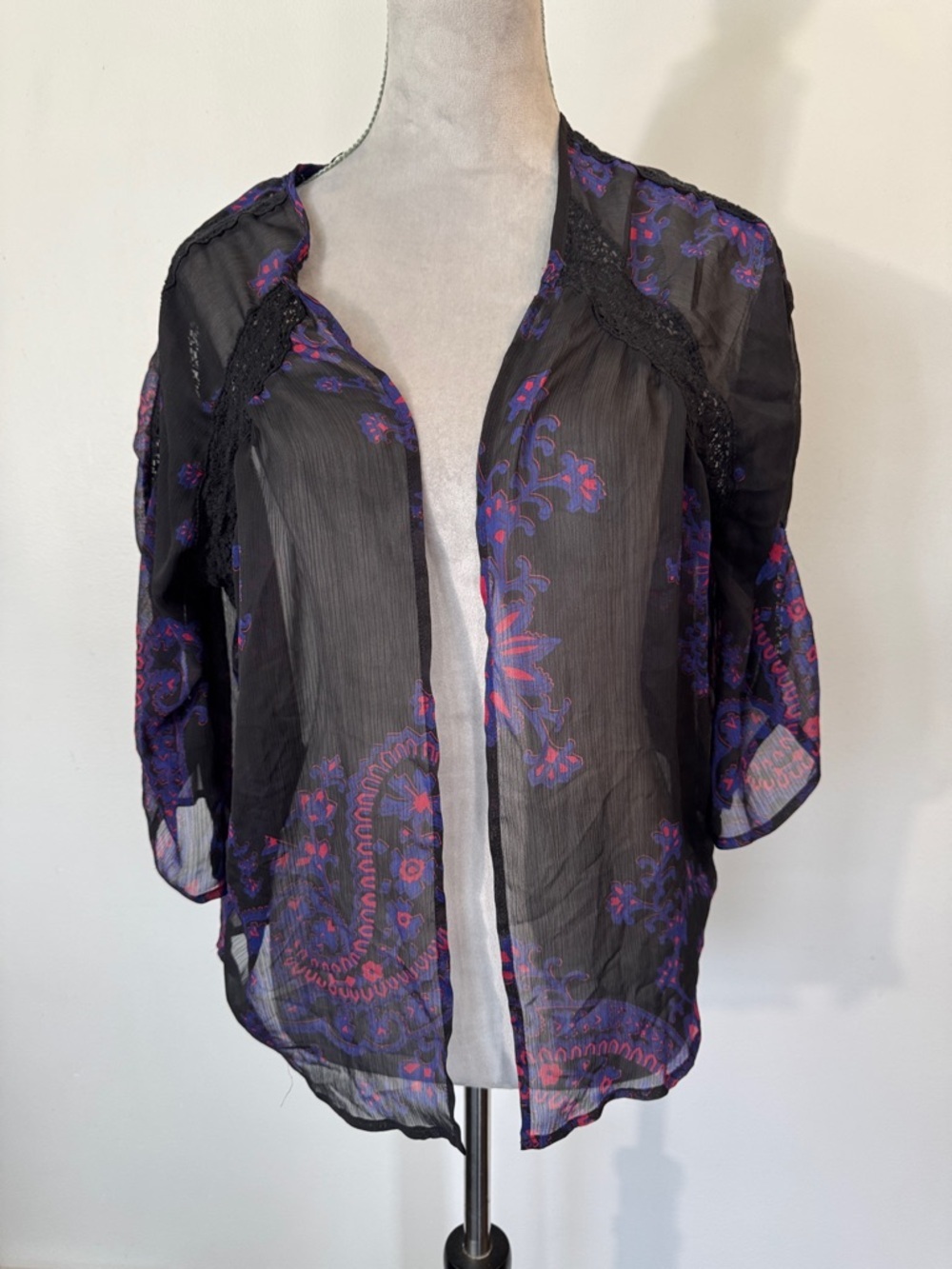 Express Sheer Black Kimono Cardigan with Purple & Pink Paisley EUC M